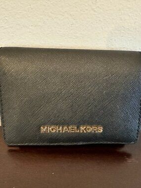 Michael KORS Men’s Bifold  Black Saffiano Leather Wallet